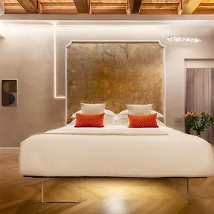 ***** Hotel Poesis Experience Italia