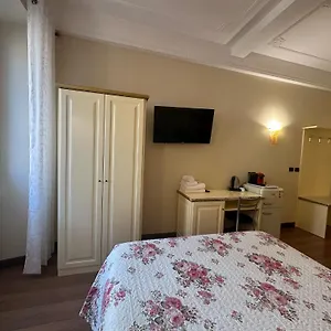  Affittacamere Termini Station Holidays Italia